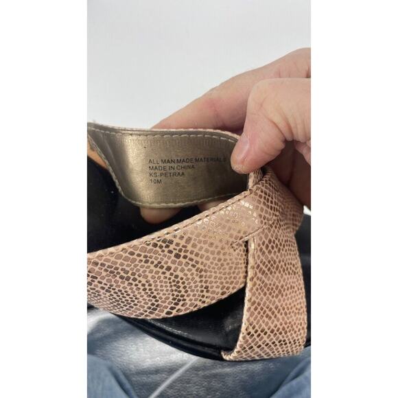 Karen Scott Strappy Sandals Size 10 M Gold Metallic Low Wedge Heel Shoes - Picture 3 of 8